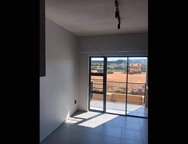 2 BEDROOM PROPERTY TO RENT IN WATERKLOOF RIDGE